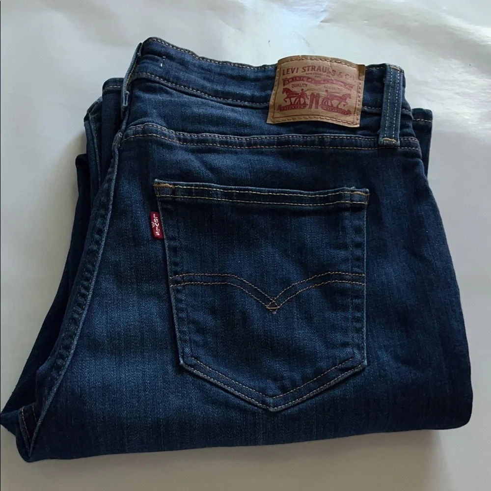 Levi’s 726 Flare High Rise Size 33